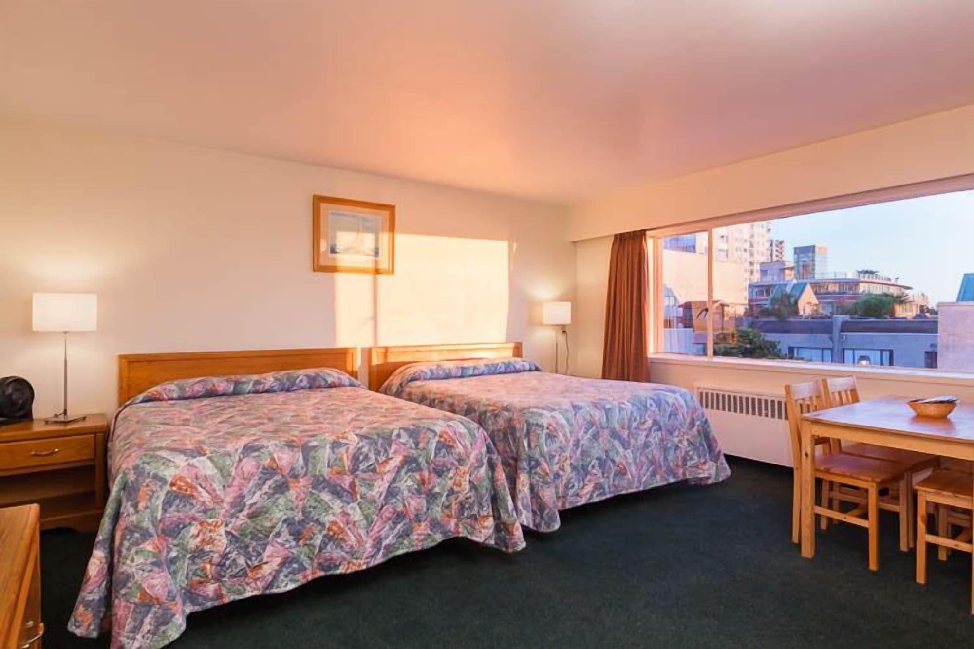 English Bay Hotel Vancouver Bagian luar foto