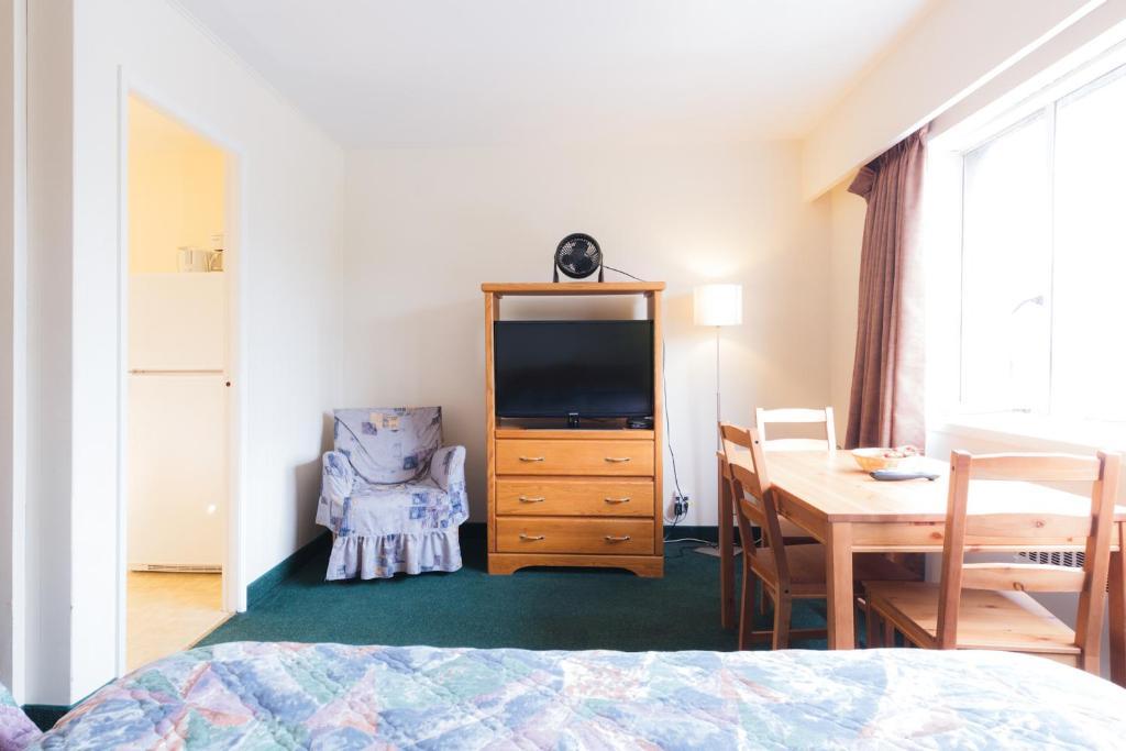 English Bay Hotel Vancouver Ruang foto